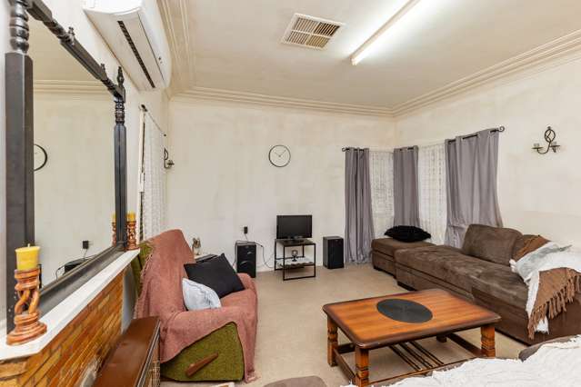 72 Main Street Reefton_1