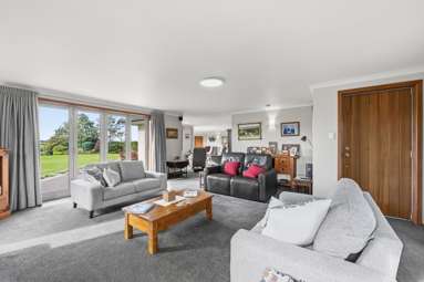 350 Mill Road North_4
