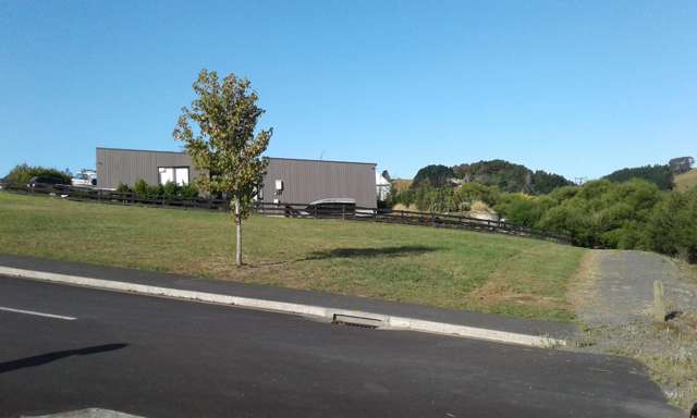 43 Laly Haddon Place Matakana_2