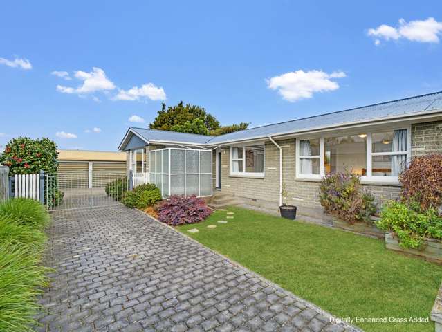 Big Backyard, Easy Living!