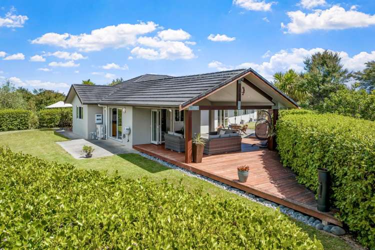 240 Three Oaks Drive_0