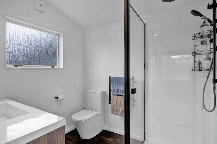 139a Barrett Road Whalers Gate_14