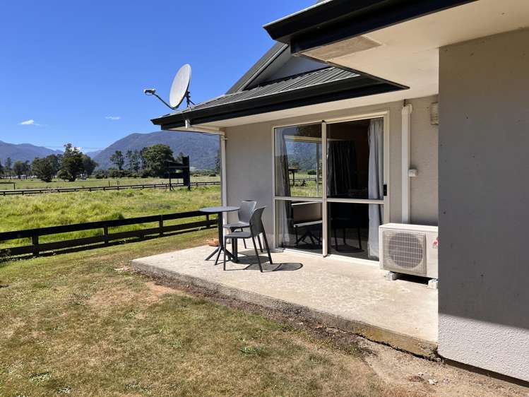 78 Bridge Street Karamea_33