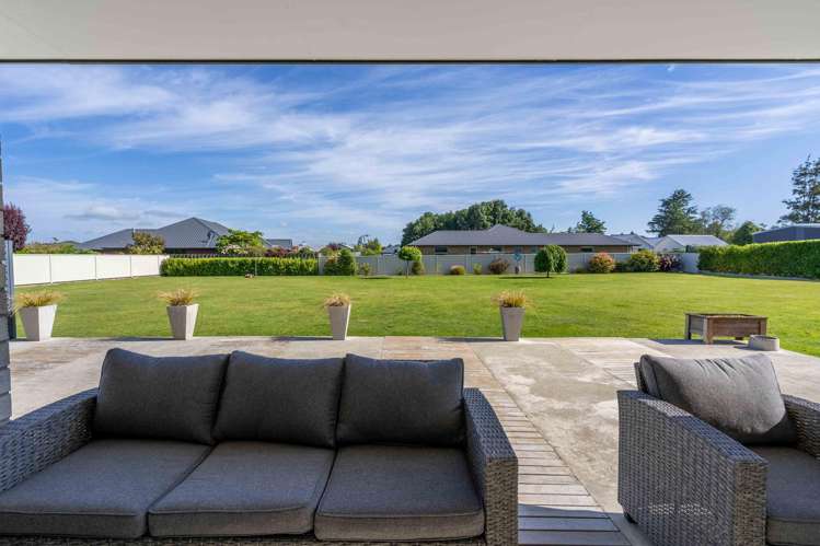 18 Longwood Drive Winton_17