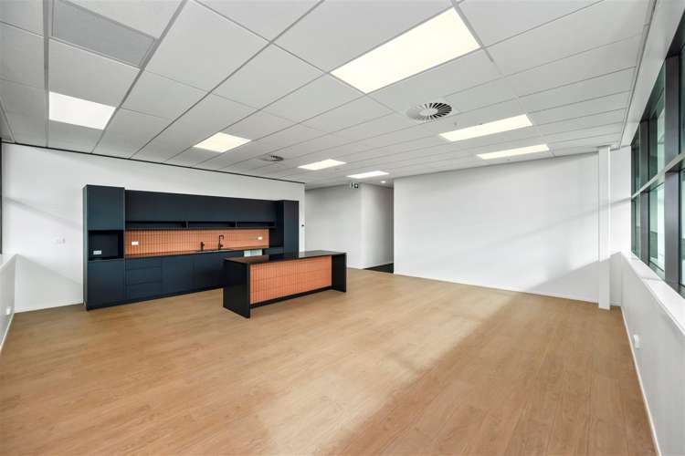 30 Highbrook Drive East Tamaki_6