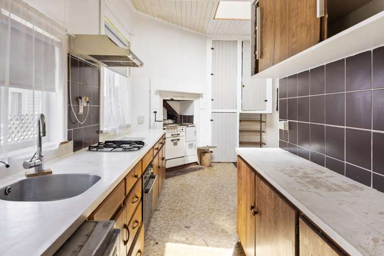 14 Waihi Road Hawera_8