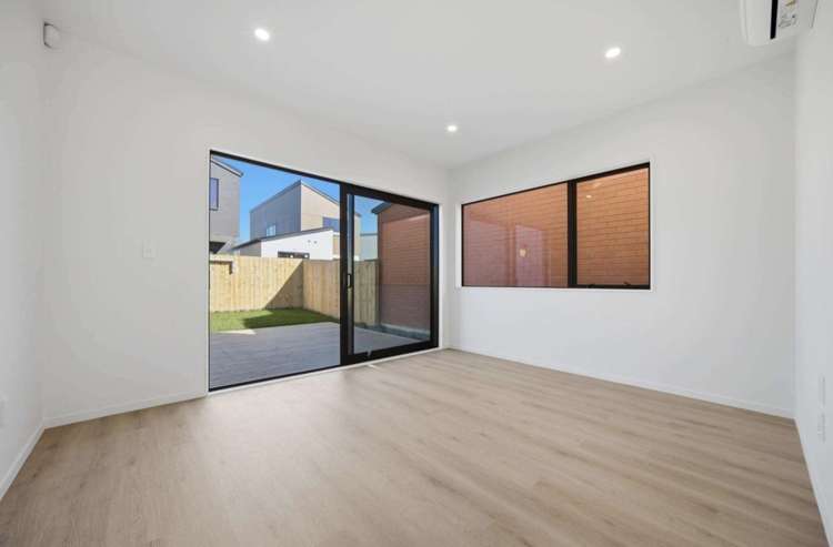 6 Stableford Crescent Opaheke_11