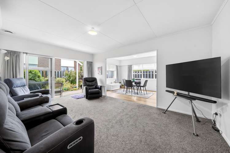 35 Oak Street Masterton_9