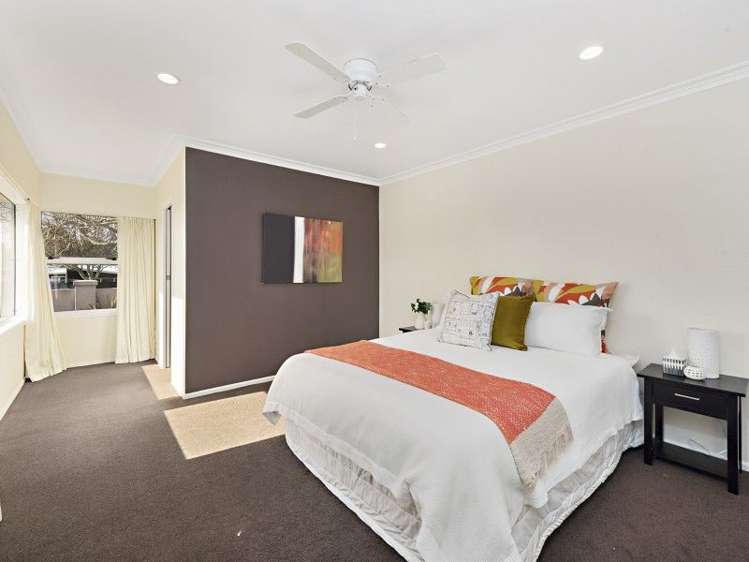 735 River Road Chartwell_14