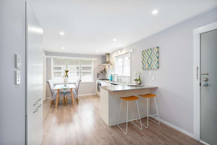 3 Glen Marine Parade Glendene_16