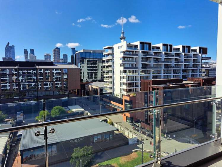 605/70 Daldy Street Wynyard Quarter_11