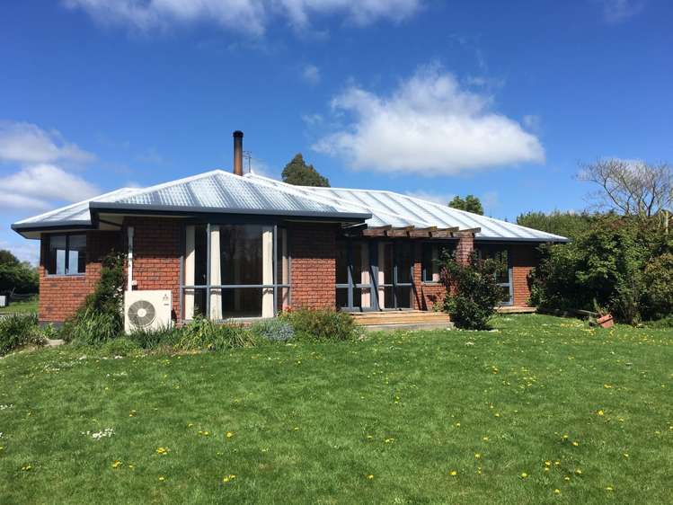 1735 Cust Road Cust_8