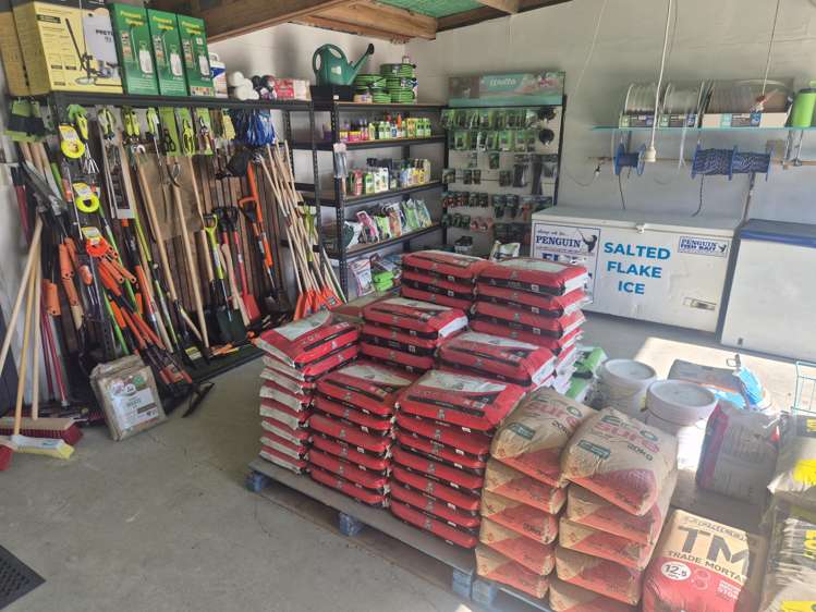 1 Wallis Street Raglan_6