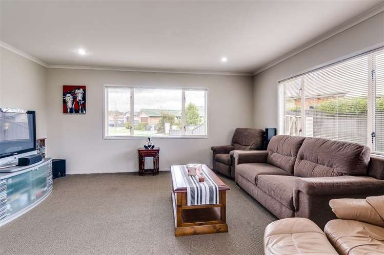 17 Palliser Place Poraiti_8