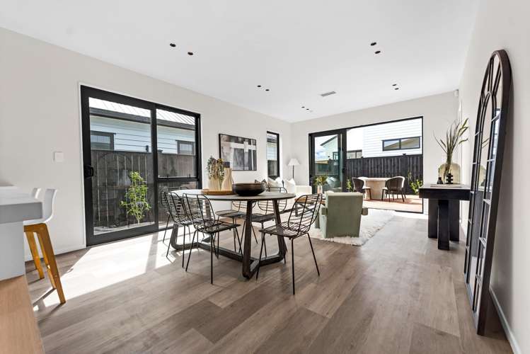 14 Tipu Crescent Milldale_4