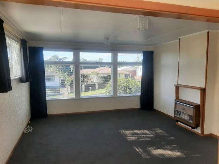 105 Riversdale Drive Merrilands_2