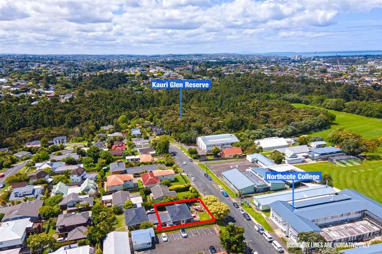 1/12 Kauri Glen Road Northcote_14