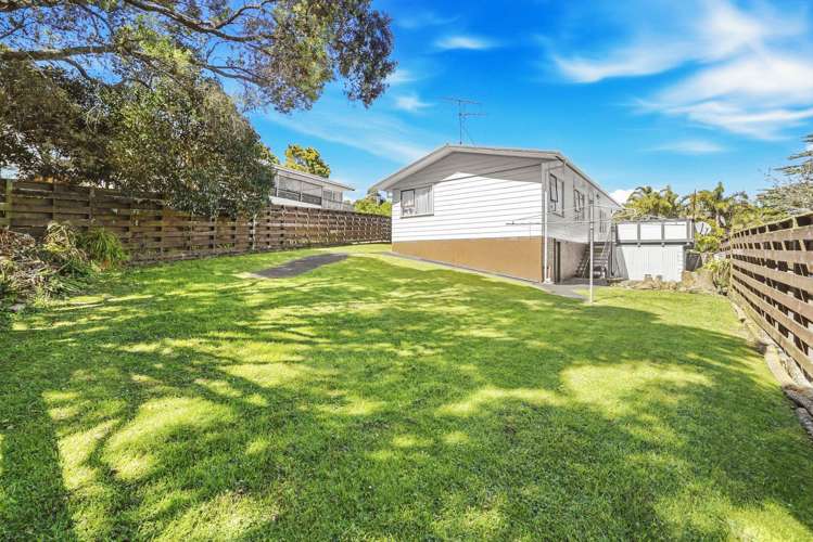 9 Contessa Drive Glenfield_17