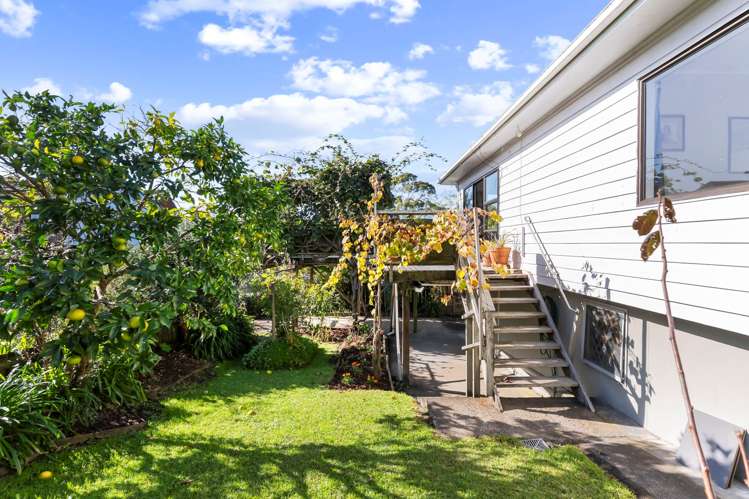 1/6 Surat Place Glen Eden_17
