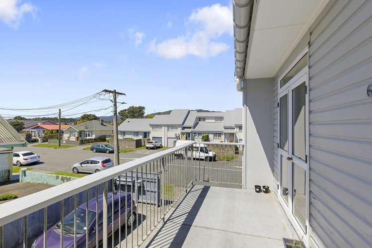 6/1 Aurora Street Petone_14