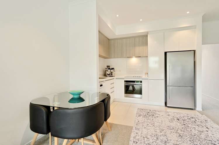 98 Squadron Drive Hobsonville_19