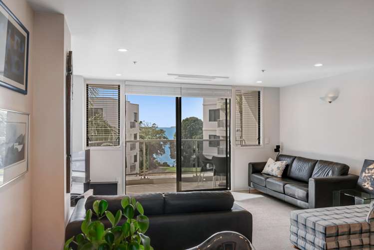 3A/171 Hurstmere Road Takapuna_6