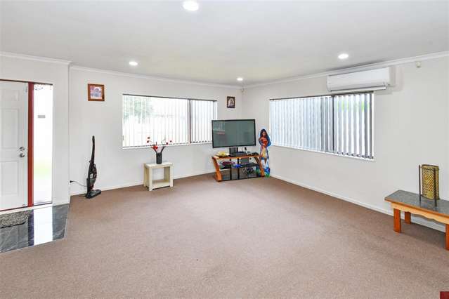 81 Pitt Avenue Clendon Park_2