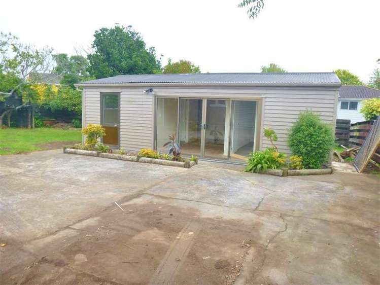 15 Waimahia Avenue Manurewa_12