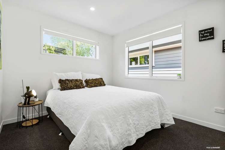 8 Knoll Rise Pukekohe_13