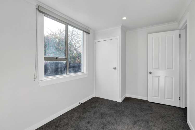82 Railway Street Eltham_13