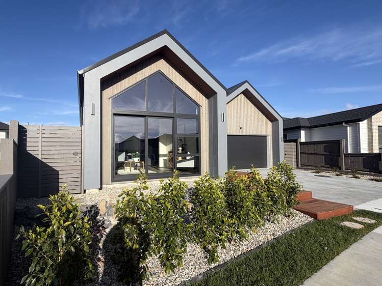 411 Te Taruna Drive Milldale_24