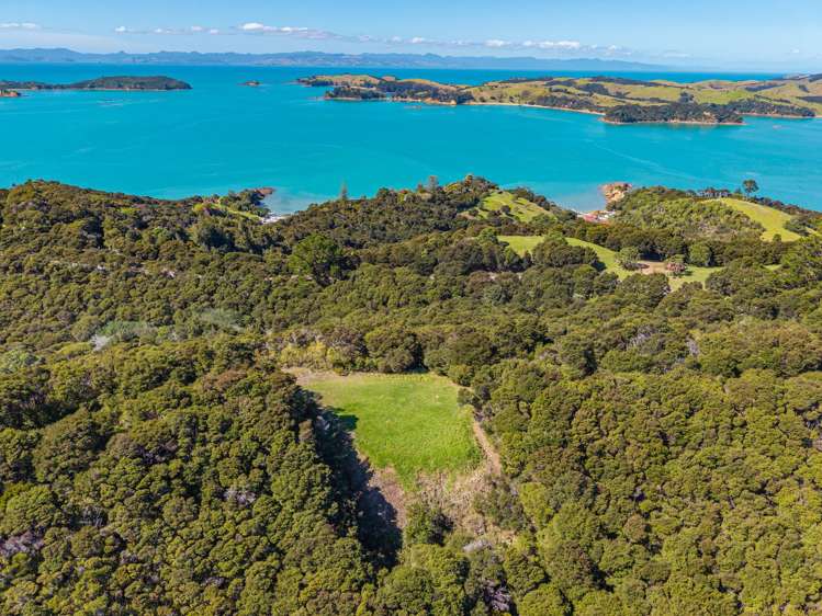 143 Cowes Bay Road Waiheke Island_10