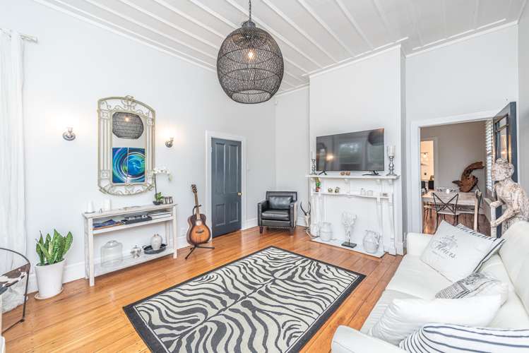 24 Brassey Road Saint Johns Hill_6