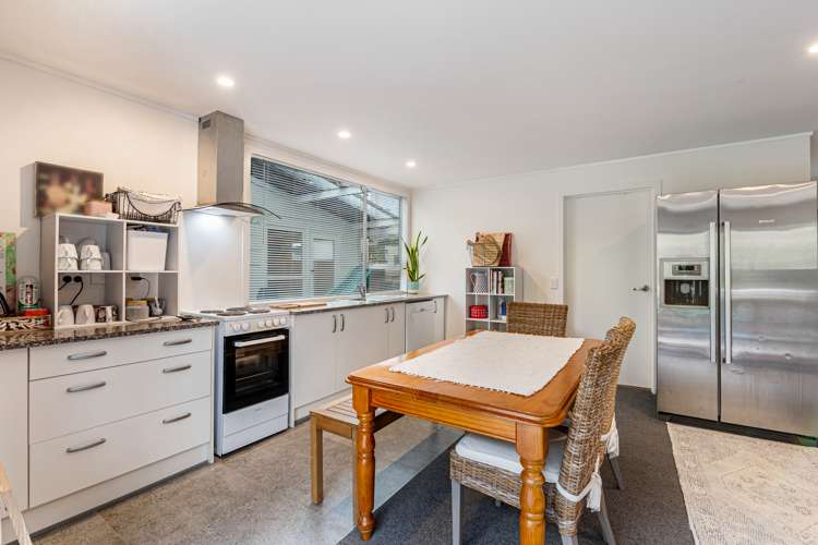 26 Lauderdale Road Birkdale_12