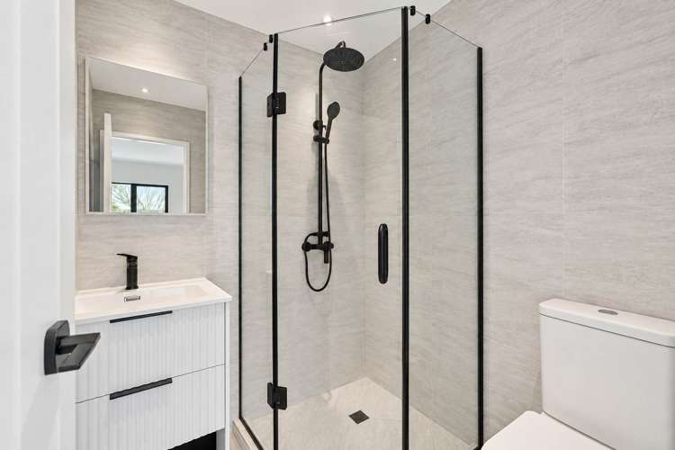 8B Gibbs Road Manurewa_12