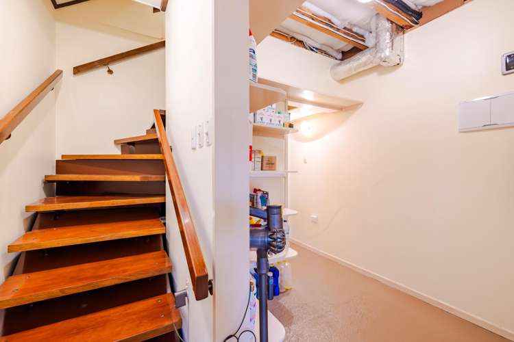 18 Bouverie Street North East Valley_16