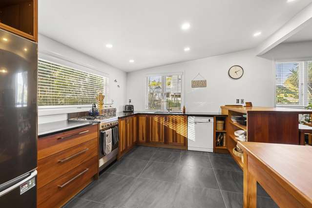 15 East Street Raglan_3