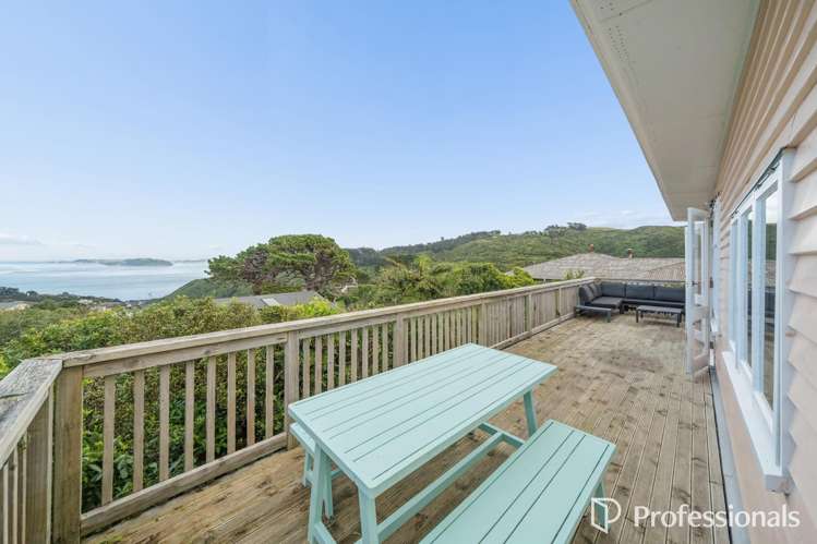 7 Titiro Moana Road Korokoro_16