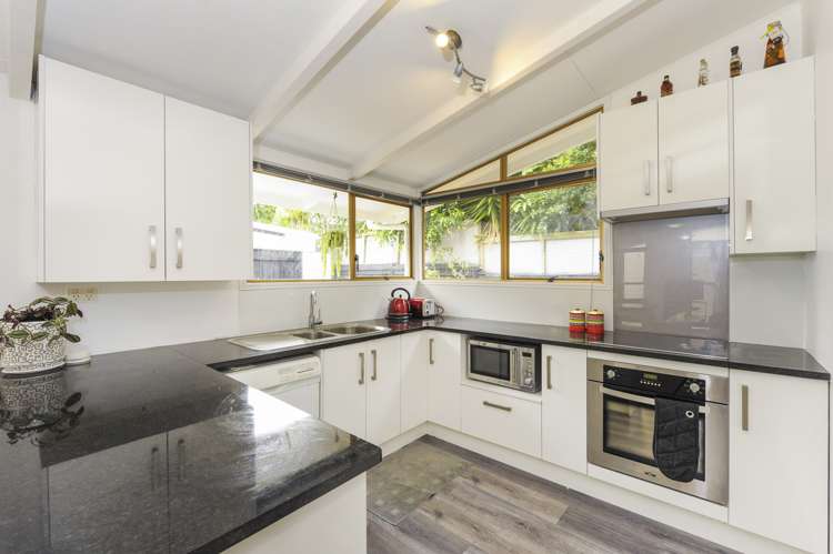 3/62 Rawhiti Road One Tree Hill_8