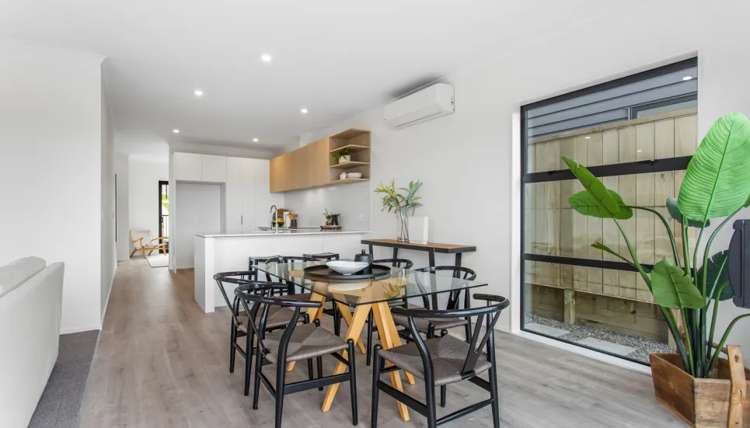 9 WILLAM CALVERT DRIVE - BIRDWOOD HEIGHTS Swanson_6