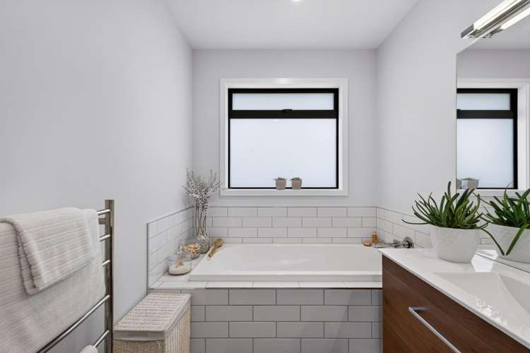 5 Ruahine Road Poraiti_15