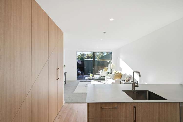 4-8/7 Grove Road Addington_4