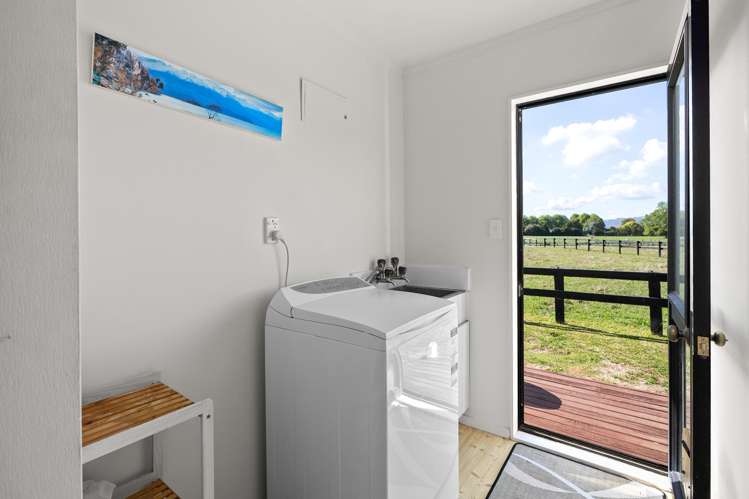 100 Bruntwood Road Pukemoremore_11