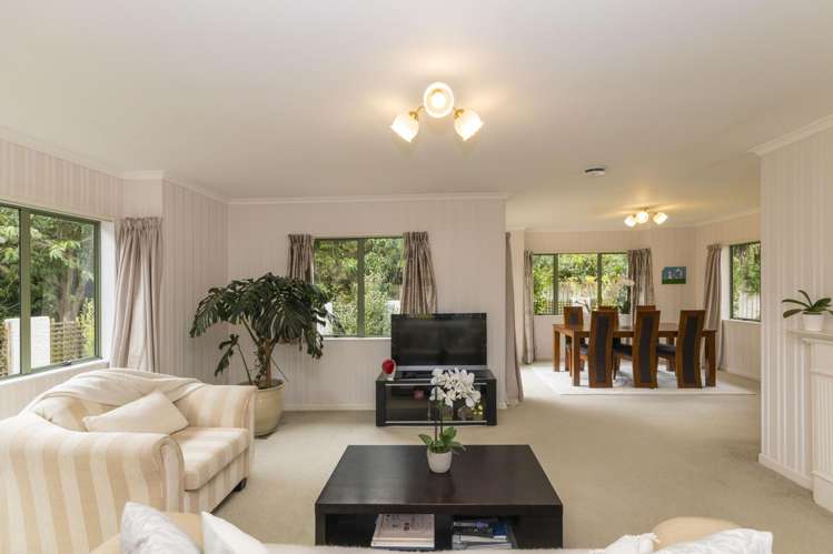 2 The Glen Hokowhitu_9