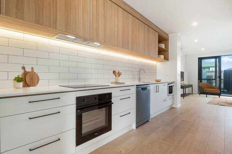 347 Te Taruna Drive Wainui_1