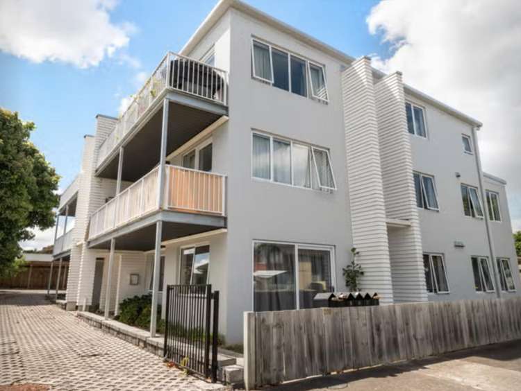 202/200 Pilkington Road Point England_1