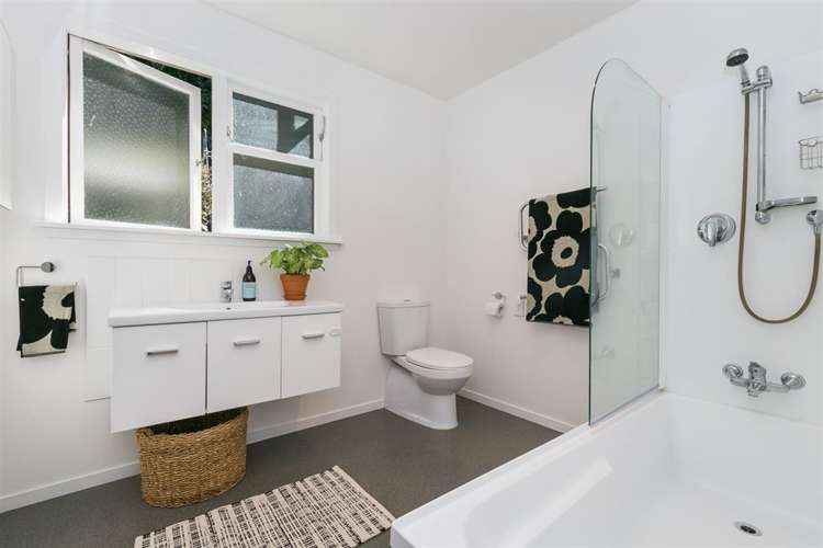 320 Ohiro Road Brooklyn_12