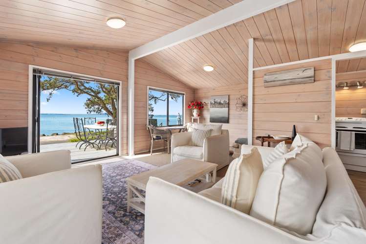 12 Matakatia Parade Matakatia_1