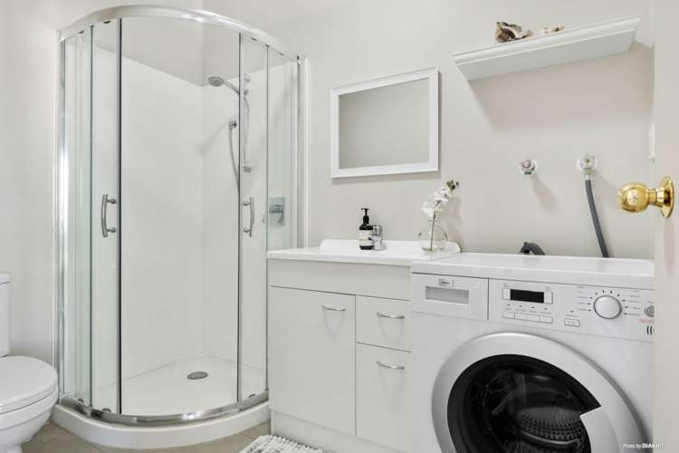 4b/9 Laidlaw Way East Tamaki_13