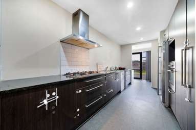 12 Windfola Parkway_3